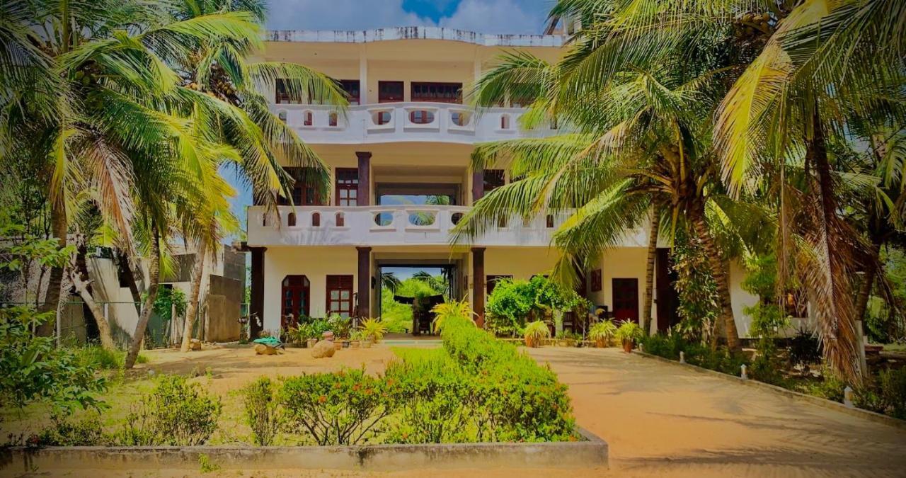 Asha Beach By Moonstone Hotel Tangalle Exterior photo